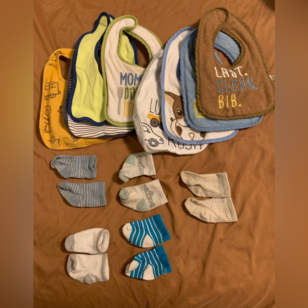 bibs n socks